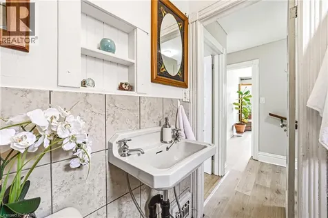 43 Harvey Street Hamilton ON L8L 2L9