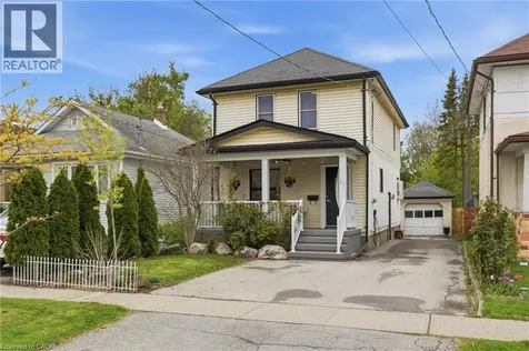 21 Berryman Avenue St. Catharines ON L2R 3W8