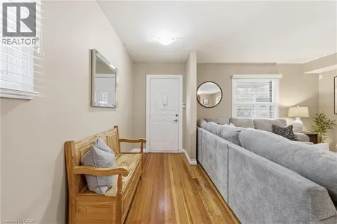 21 Berryman Avenue St. Catharines ON L2R 3W8