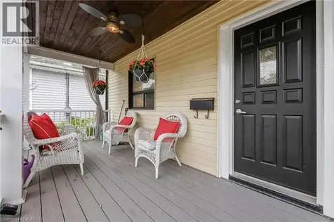 21 Berryman Avenue St. Catharines ON L2R 3W8