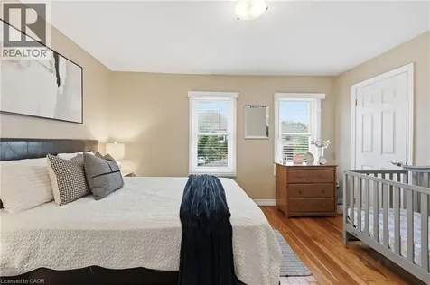 21 Berryman Avenue St. Catharines ON L2R 3W8