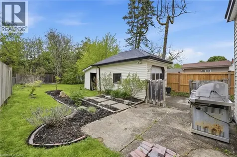 21 Berryman Avenue St. Catharines ON L2R 3W8