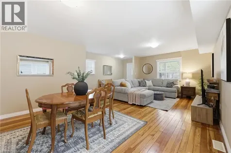 21 Berryman Avenue St. Catharines ON L2R 3W8