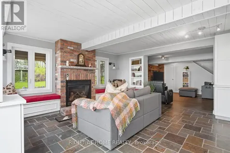 239 Aldred Drive Scugog ON L9L 1B6