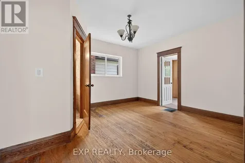 48 Stirling Avenue North Kitchener ON N2H 3G5