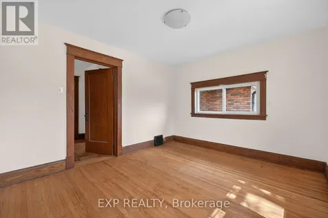 48 Stirling Avenue North Kitchener ON N2H 3G5