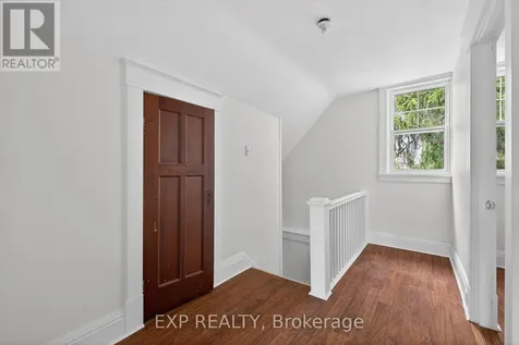 48 Stirling Avenue North Kitchener ON N2H 3G5