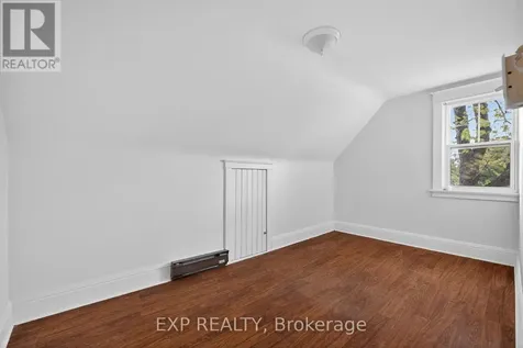 48 Stirling Avenue North Kitchener ON N2H 3G5