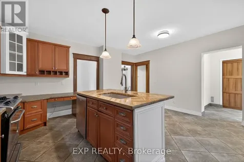 48 Stirling Avenue North Kitchener ON N2H 3G5