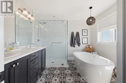 38 Sportsman Hil Street Kitchener ON N2H 5T3