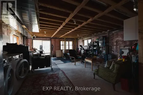 38 Sportsman Hil Street Kitchener ON N2H 5T3