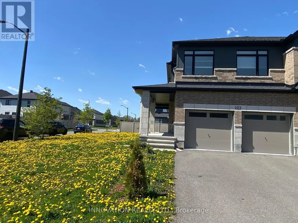 223 Zinnia Way Ottawa ON K4M 0K8