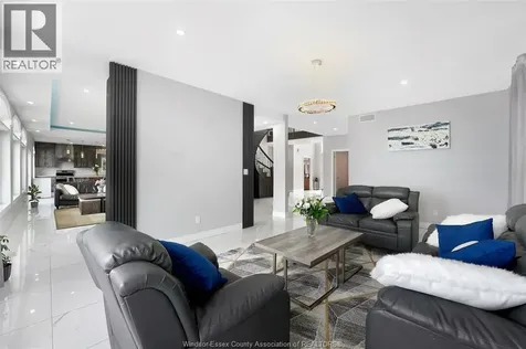300 Shoreview Circle Windsor ON N8P 1M7