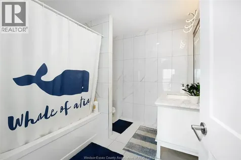 300 Shoreview Circle Windsor ON N8P 1M7