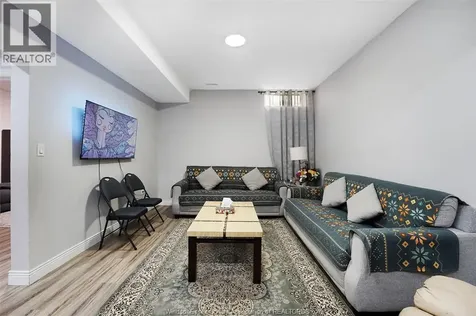 300 Shoreview Circle Windsor ON N8P 1M7