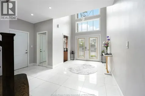300 Shoreview Circle Windsor ON N8P 1M7