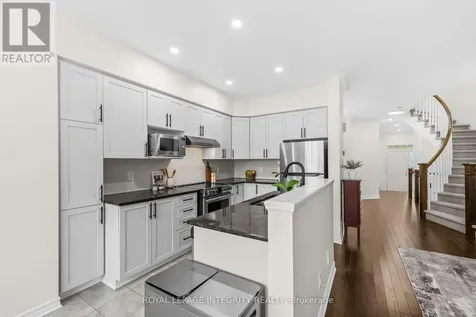 34 Torbec Avenue Ottawa ON K2T 0B6