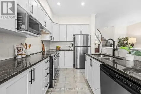 34 Torbec Avenue Ottawa ON K2T 0B6