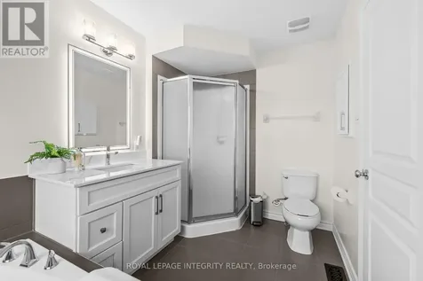 34 Torbec Avenue Ottawa ON K2T 0B6