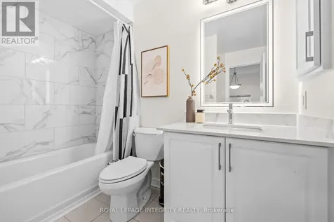 34 Torbec Avenue Ottawa ON K2T 0B6