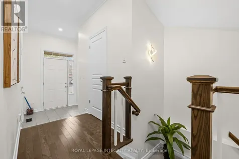 34 Torbec Avenue Ottawa ON K2T 0B6