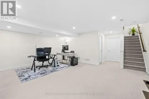 34 Torbec Avenue Ottawa ON K2T 0B6