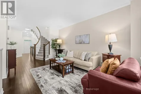 34 Torbec Avenue Ottawa ON K2T 0B6