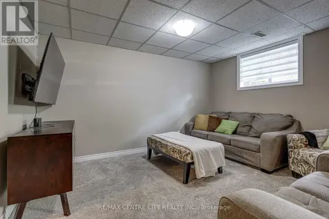 142 Dufferin Street Aylmer ON N5H 3B2