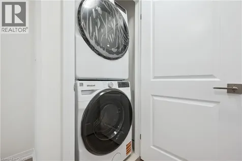 15 Stauffer Woods Trail Kitchener ON N2P 0L1