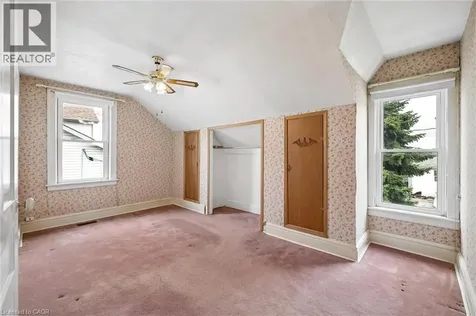 30 Hopeton Street Cambridge ON N1R 3T3