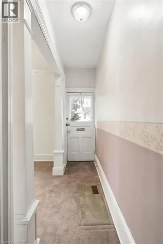 30 Hopeton Street Cambridge ON N1R 3T3