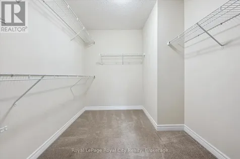 5 Sandybay Avenue Kitchener ON N2A 0H7