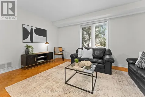 111 Madawaska Avenue Toronto (newtonbrook East) ON M2M 2R5
