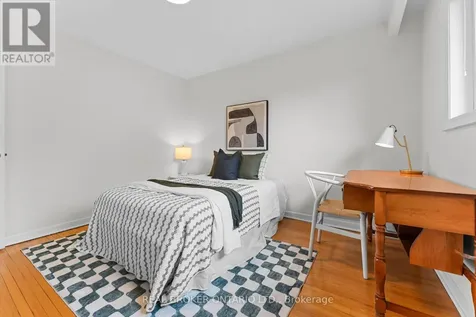 111 Madawaska Avenue Toronto (newtonbrook East) ON M2M 2R5