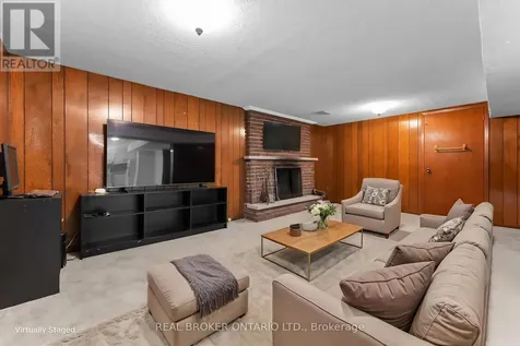 111 Madawaska Avenue Toronto (newtonbrook East) ON M2M 2R5