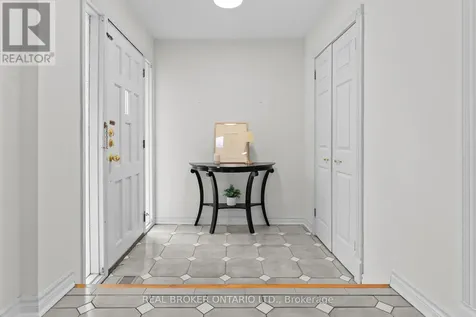 111 Madawaska Avenue Toronto (newtonbrook East) ON M2M 2R5