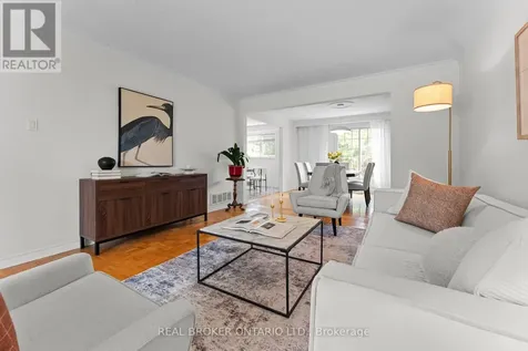 111 Madawaska Avenue Toronto (newtonbrook East) ON M2M 2R5