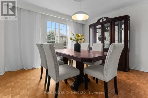 111 Madawaska Avenue Toronto (newtonbrook East) ON M2M 2R5