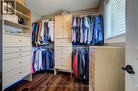 195 Westcliff Way Cambridge ON N1S 5C2