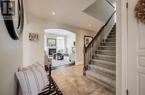 195 Westcliff Way Cambridge ON N1S 5C2