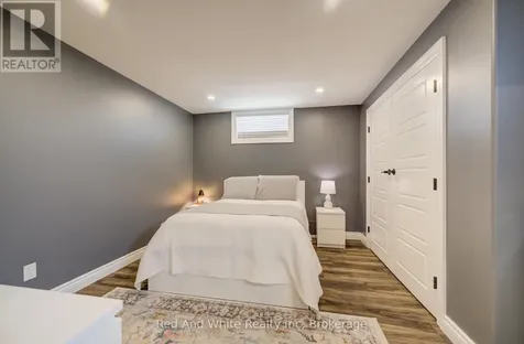 195 Westcliff Way Cambridge ON N1S 5C2