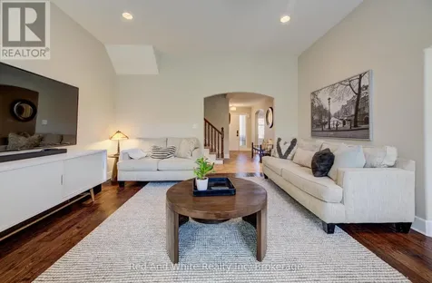 195 Westcliff Way Cambridge ON N1S 5C2