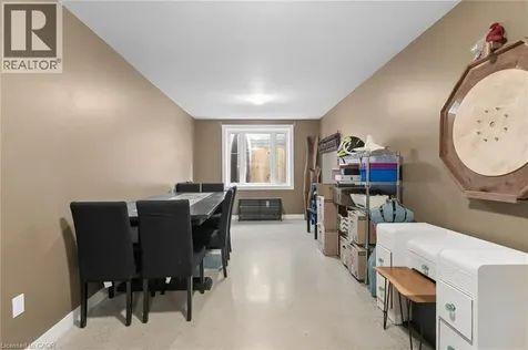 24 Davidson Street Cambridge ON N1S 2T9