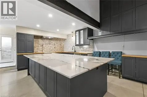 24 Davidson Street Cambridge ON N1S 2T9