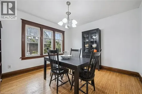 9 Spadina Road East Kitchener ON N2M 3X2