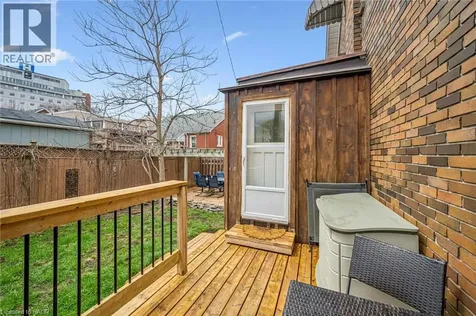 9 Spadina Road East Kitchener ON N2M 3X2