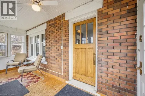 9 Spadina Road East Kitchener ON N2M 3X2