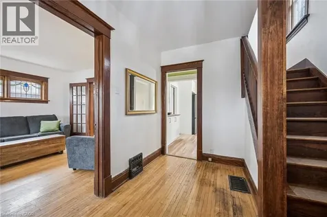 9 Spadina Road East Kitchener ON N2M 3X2