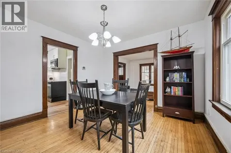 9 Spadina Road East Kitchener ON N2M 3X2