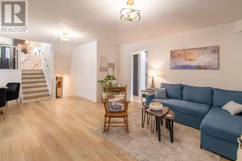 59 Lankin Boulevard Orillia ON L3V 6T1